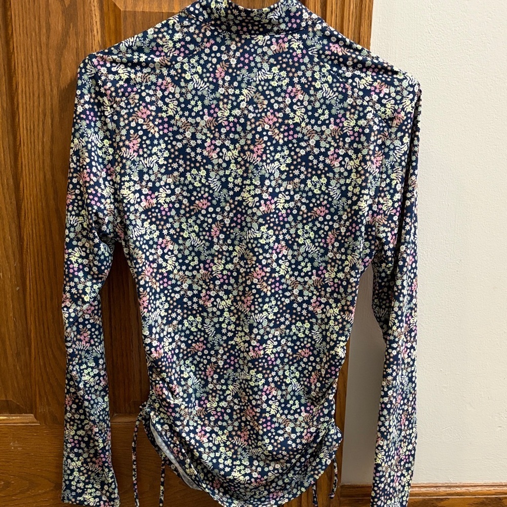 Carve Designs Floral Quarter Zip Swim Shirt Small Floral Beachy Athletic - Picture 8 of 8
